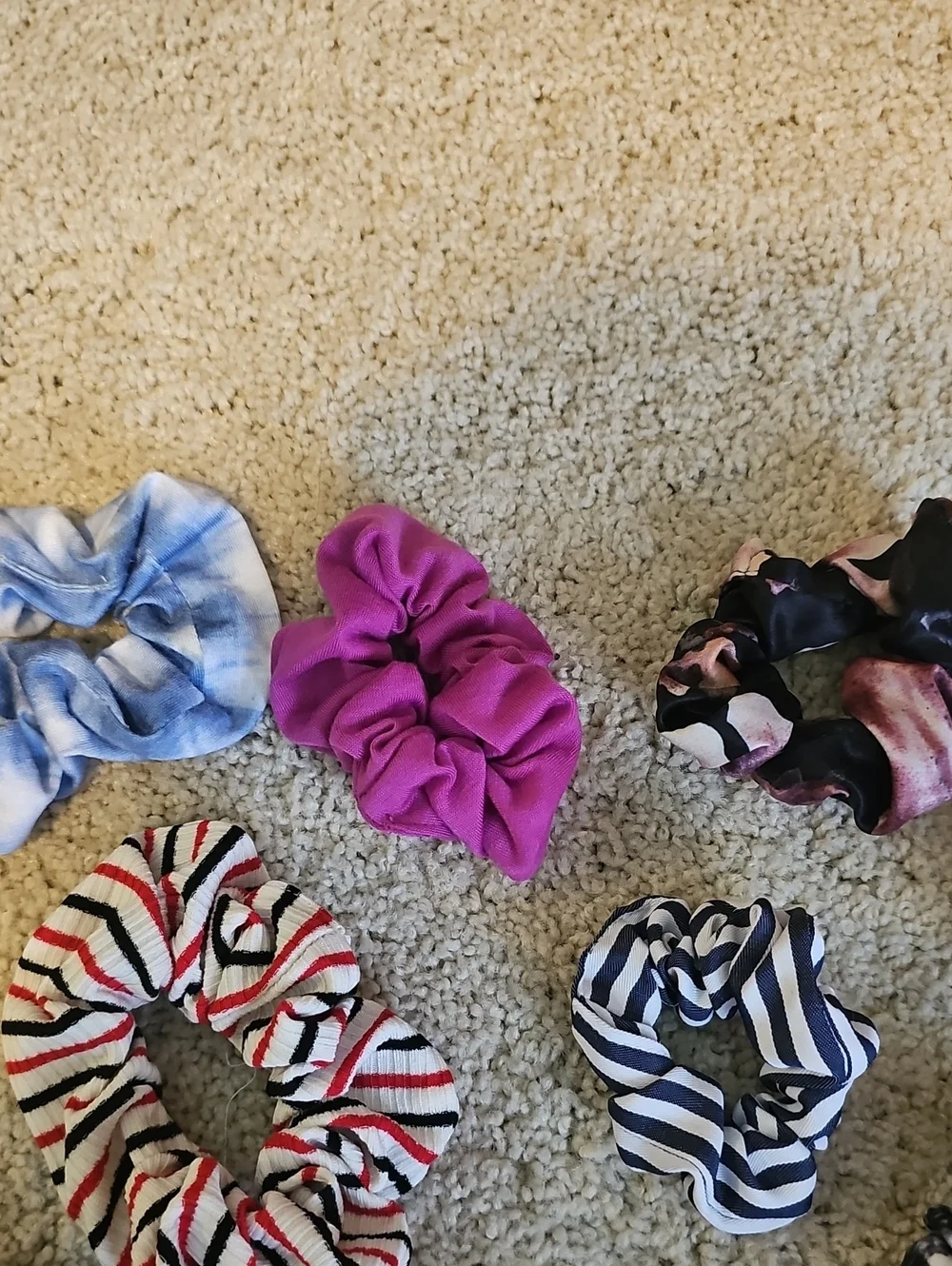 Elastic Hair Scrunchie Set - Assorted Colors
